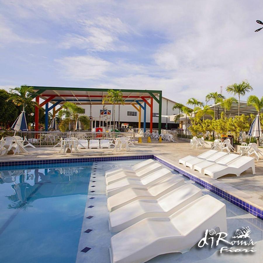 Hotel Diroma Fiori Com Um Dia De Acesso No Acqua Park Diroma 카우다스노바스 외부 사진